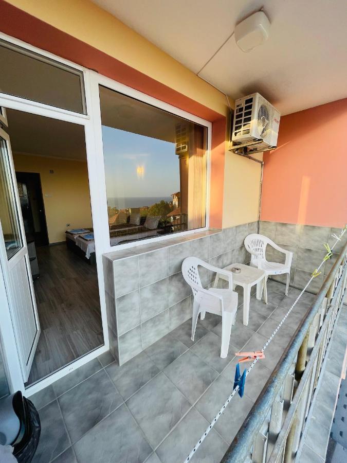 Къща За Гости Kita Hotel Szveti Vlasz Kültér fotó